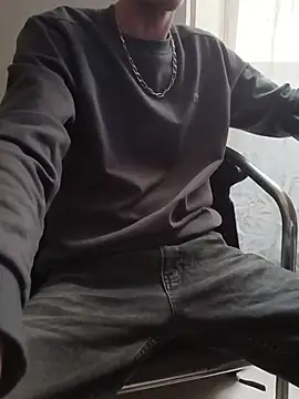 Snapshot of Skinboy06 chatting on April 2026 11:28:02 AM Skinboy06 online show from April 2026 11:28:02 AM
