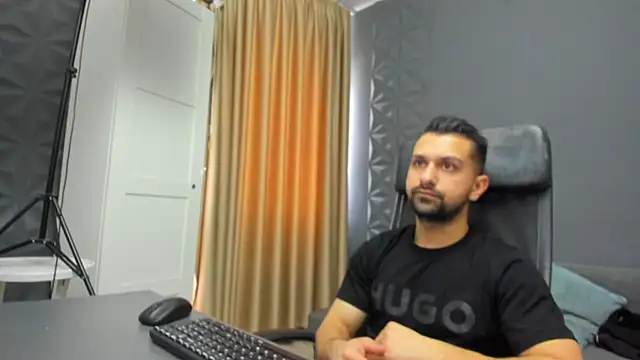 Snapshot of BryceReign chatting on April 2026 10:16:01 AM BryceReign online show from April 2026 10:16:01 AM