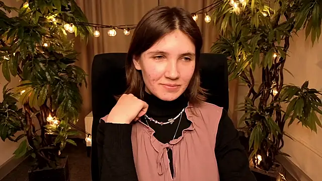 Snapshot of CarmenPhillips chatting on March 2026 11:11:01 AM CarmenPhillips online show from March 2026 11:11:01 AM