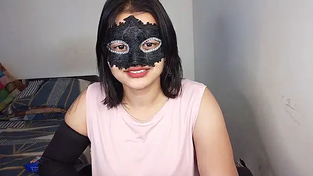 Punjabi baddie  online show from April 2026 10:51:01 AM