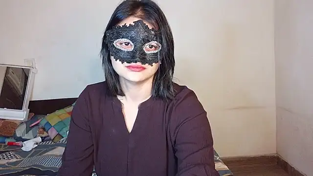 Punjabi baddie  online show from April 2026 05:17:02 PM