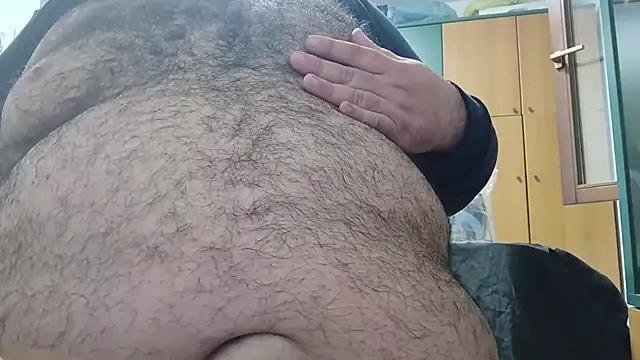 BeardedChubb online show from April 2026 07:58:01 AM