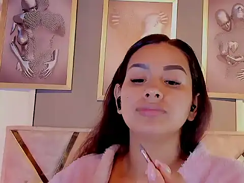 Mrs Daniels online show from May 2026 02:06:02 AM