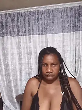 BabeThandi online show from April 2026 06:58:02 PM