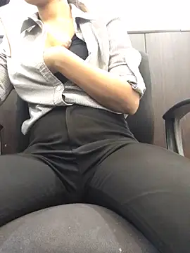 Rajukummr online show from April 2026 12:09:01 PM