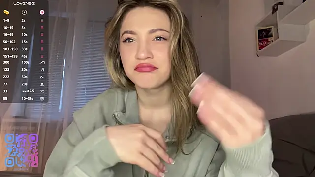 1Kellynaive online show from April 2026 03:30:02 PM