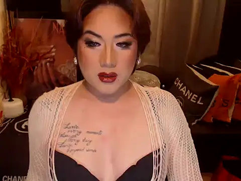 YourMistressAggy online show from April 2026 06:03:02 PM