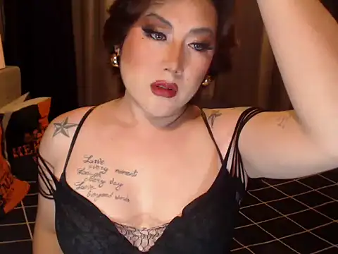 Snapshot of YourMistressAggy chatting on May 2026 04:01:02 AM YourMistressAggy online show from May 2026 04:01:02 AM