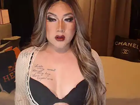 YourMistressAggy online show from April 2026 06:14:01 PM