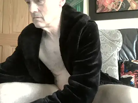 Useless Wanker online show from April 2026 02:46:02 PM