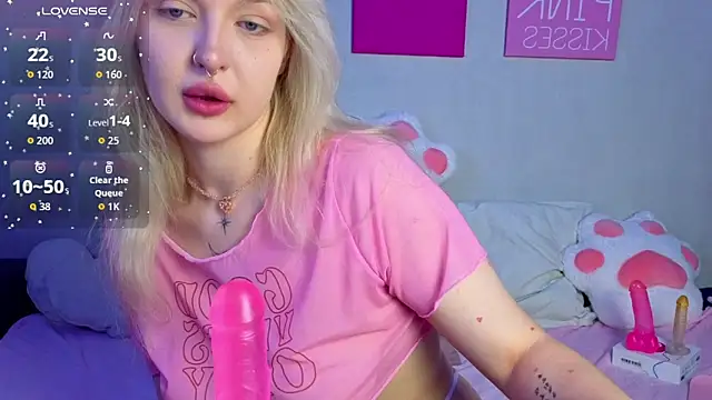 BlondieSummer online show from June 2026 06:09:01 PM
