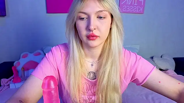 BlondieSummer online show from May 2026 09:09:02 AM