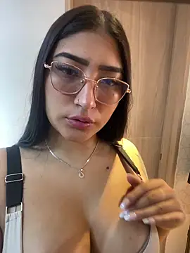 Snapshot of ami_santos chatting on March 2026 02:49:01 PM ami santos online show from March 2026 02:49:01 PM