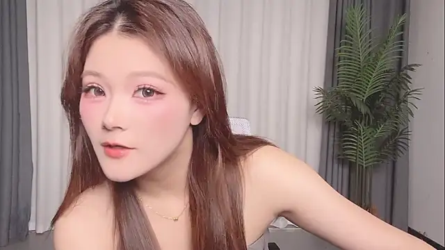 Snapshot of Q-Q-111 chatting on March 2026 02:40:02 PM Q-Q-111 online show from March 2026 02:40:02 PM