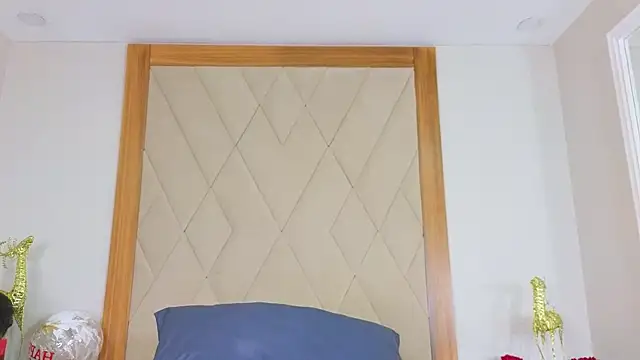 CharlotteMonrroe online show from April 2026 03:03:01 PM