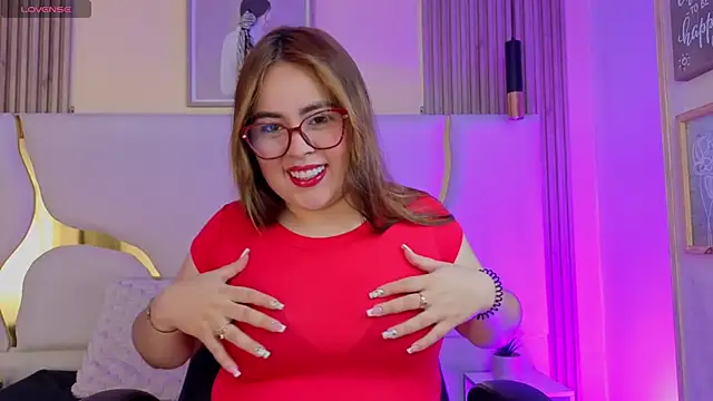 Renata Jones1 online show from April 2026 12:09:02 PM