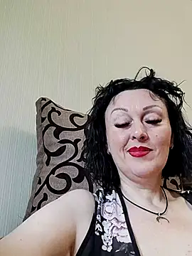 HelgaDennis online show from May 2026 06:19:02 AM