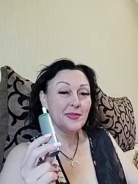 HelgaDennis online show from May 2026 07:29:05 AM