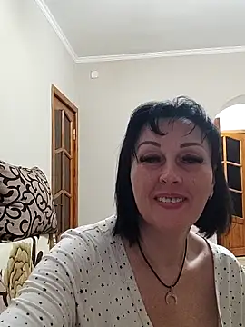 HelgaDennis online show from April 2026 07:09:01 PM