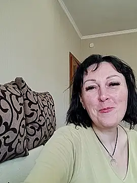HelgaDennis online show from May 2026 07:01:02 PM