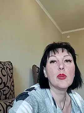 HelgaDennis online show from April 2026 02:57:01 PM