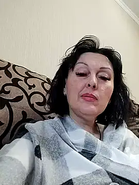 HelgaDennis online show from May 2026 12:31:01 PM