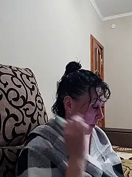 HelgaDennis online show from May 2026 08:56:02 PM