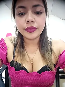 Yelii  online show from May 2026 05:15:02 PM