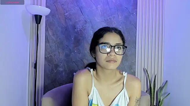 alina sauvage online show from May 2026 11:27:01 AM