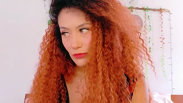 Ajua  Uva online show from March 2026 06:20:01 PM