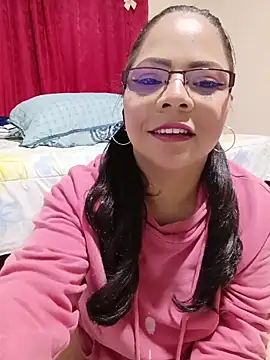 Snapshot of ROUSSE_SINCLAIR chatting on March 2026 08:26:33 AM ROUSSE SINCLAIR online show from March 2026 08:26:33 AM