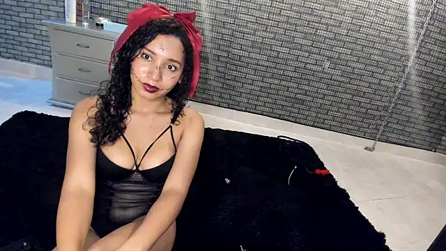 Alanah R online show from April 2026 03:07:02 AM