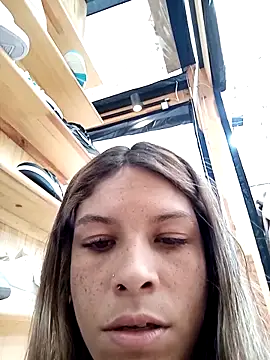 alanna6950 online show from April 2026 04:54:02 PM