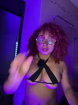 lara curly online show from June 2026 11:20:02 PM