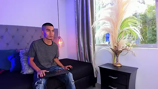 your d0ll1 online show from June 2026 12:10:02 PM