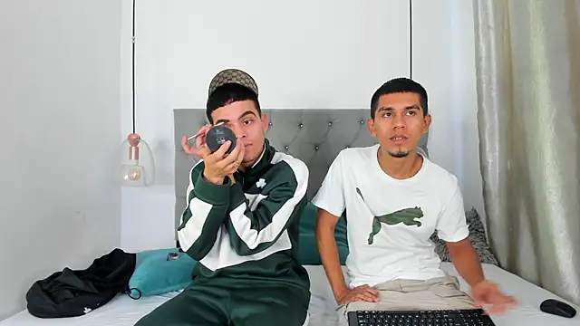 your d0ll1 online show from April 2026 01:18:01 PM
