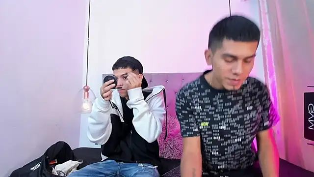 your d0ll1 online show from April 2026 12:23:01 PM