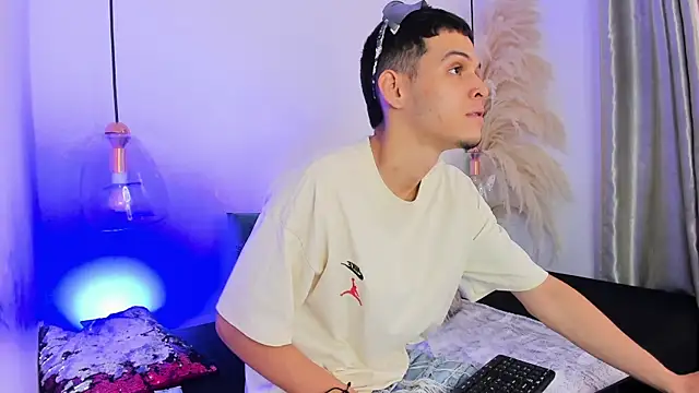 your d0ll1 online show from June 2026 12:17:02 PM