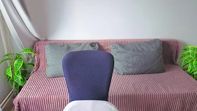 MonikFoxi online show from March 2026 04:14:01 AM