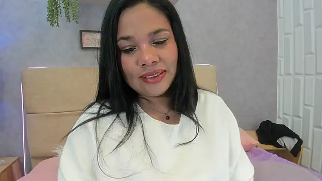 Cloee evans online show from April 2026 11:45:02 AM