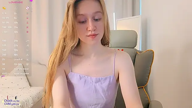 mowalova online show from May 2026 04:52:02 AM
