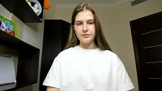 OhMyAlice online show from April 2026 03:47:01 PM