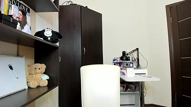 Snapshot of OhMyAlice chatting on June 2026 07:22:02 PM OhMyAlice online show from June 2026 07:22:02 PM