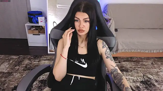AnacondaOnn online show from May 2026 06:39:01 AM