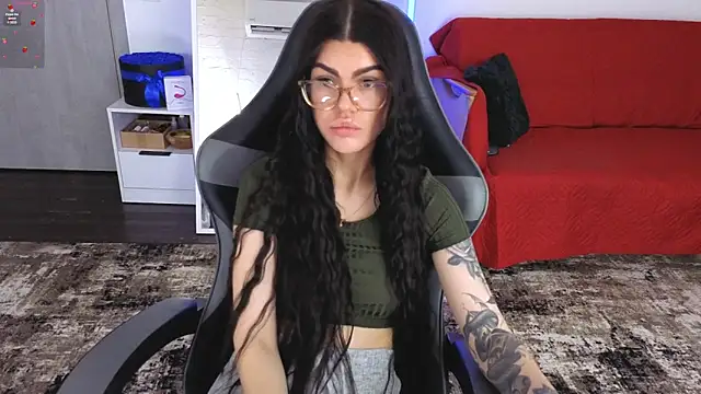AnacondaOnn online show from May 2026 06:20:01 AM