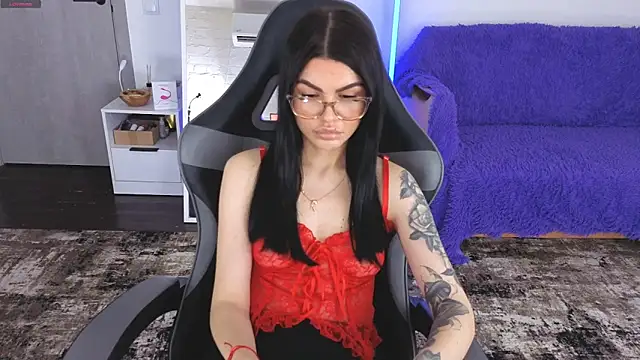 AnacondaOnn online show from April 2026 07:42:02 AM
