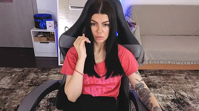 AnacondaOnn online show from May 2026 05:00:02 AM