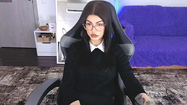 AnacondaOnn online show from April 2026 09:15:02 AM