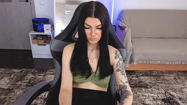 AnacondaOnn online show from May 2026 07:15:02 AM