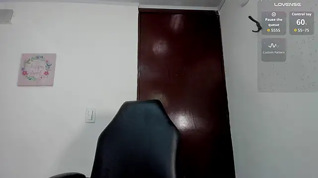 mia rouxx1 online show from May 2026 04:53:01 AM